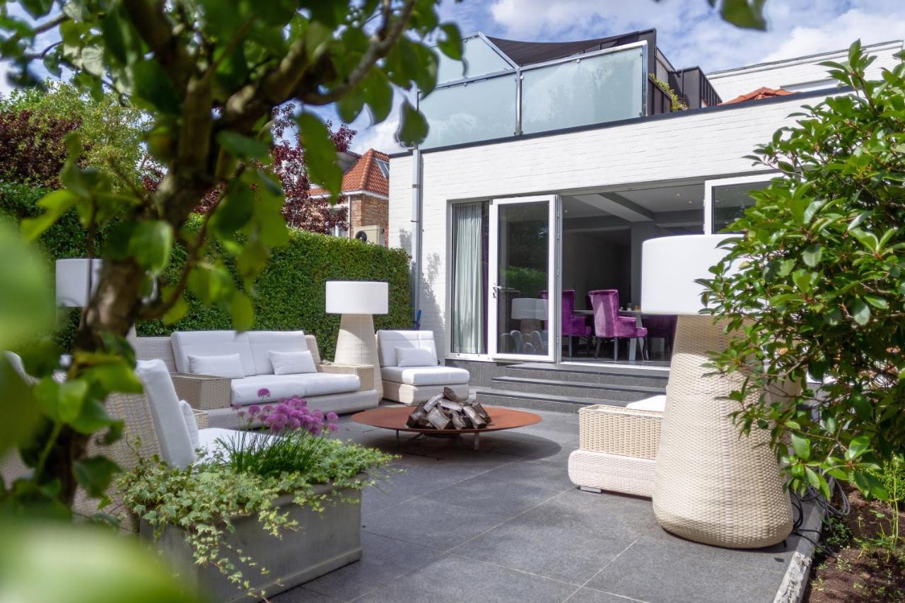 B&B Saint-Georges -Located In The City Centre Of Bruges- 외부 사진 The garden of the hotel