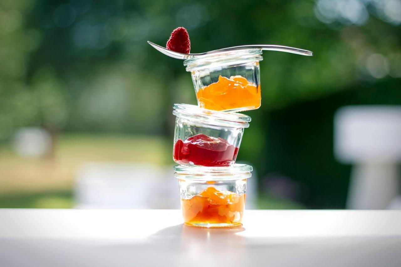 B&B Saint-Georges -Located In The City Centre Of Bruges- 외부 사진 Weck glass jars