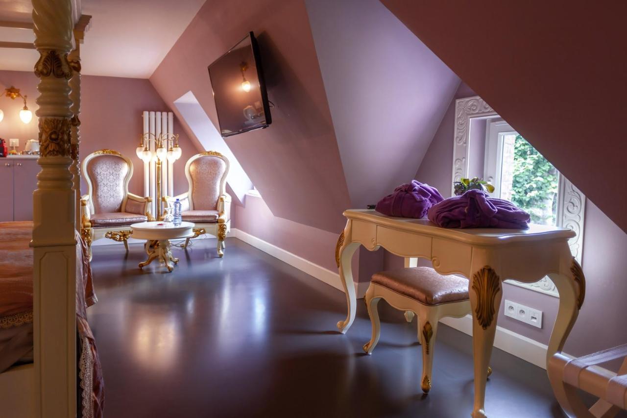 B&B Saint-Georges -Located In The City Centre Of Bruges- 외부 사진 The interior of the hotel