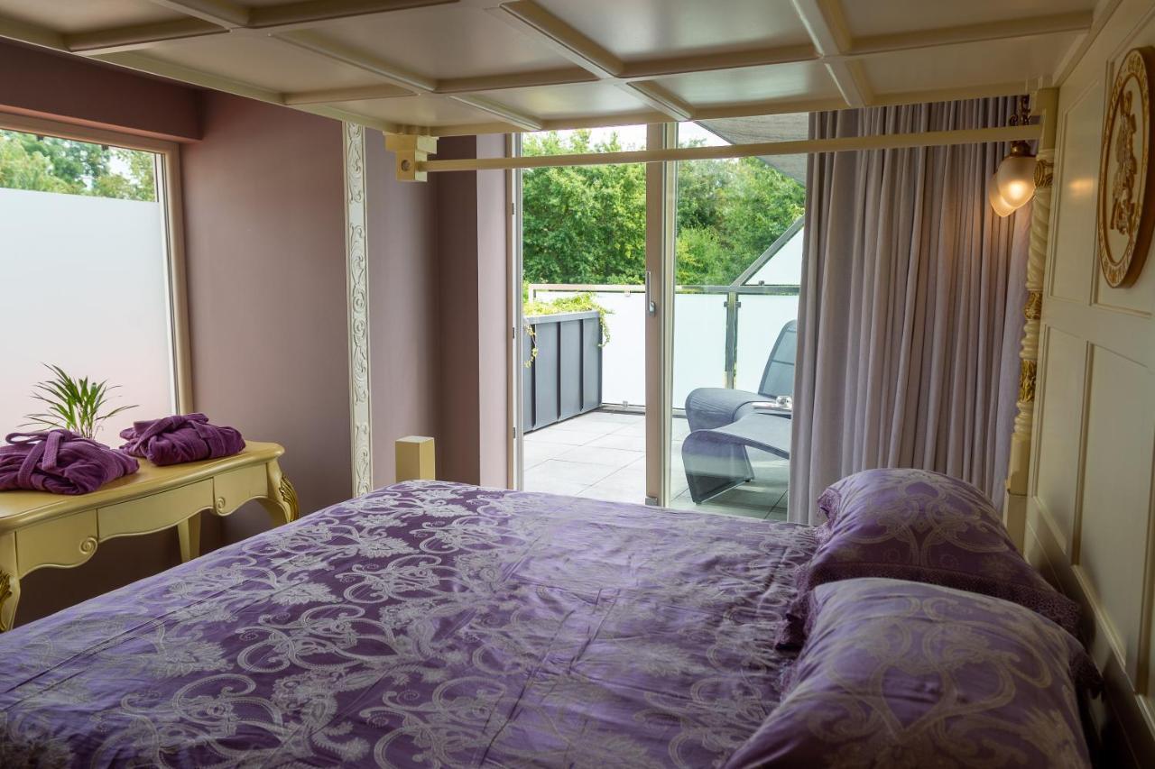 B&B Saint-Georges -Located In The City Centre Of Bruges- 외부 사진 A bedroom at the hotel